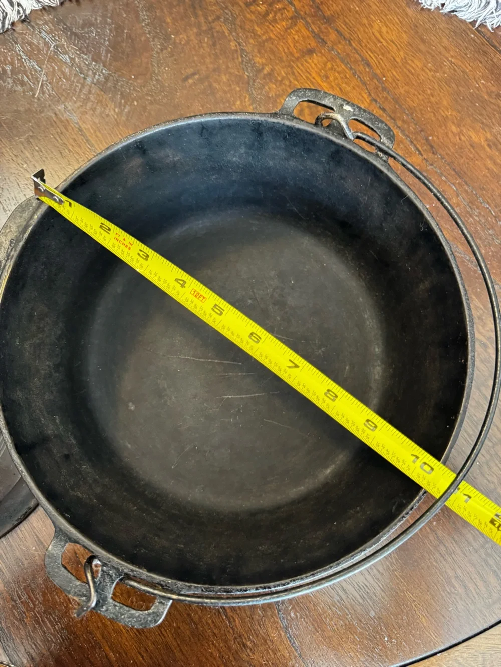 Wagner ware cast Iron Dutch Oven with Lid - Black